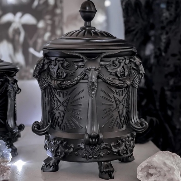 KILLSTAR lord of night urn - Picture 1 of 7